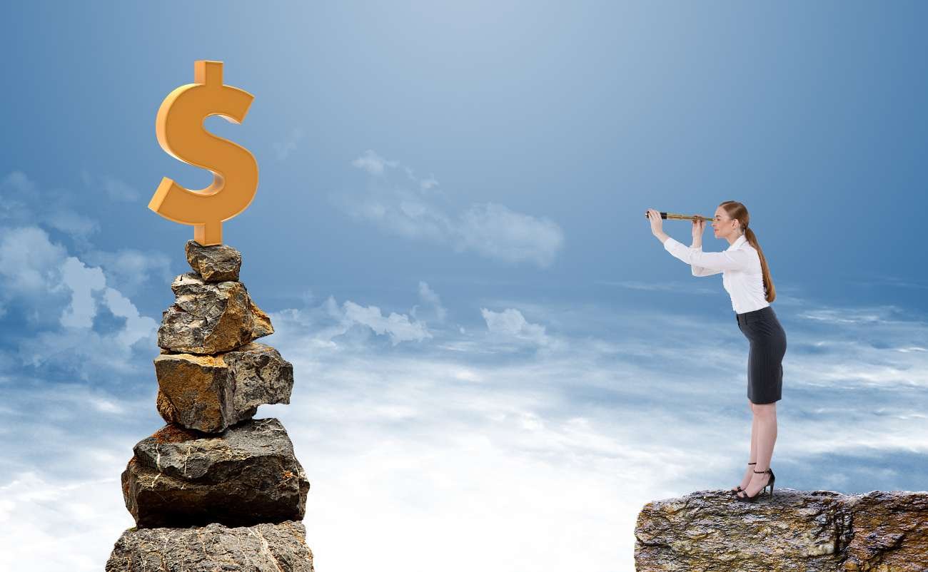 Zero to Hero Transform Your Passion into Profit with an Online Business Without Investment 2 women searching which online business can i do without investment